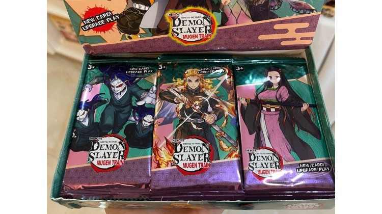 Demon Slayer Koleksiyon Kartları Model 3