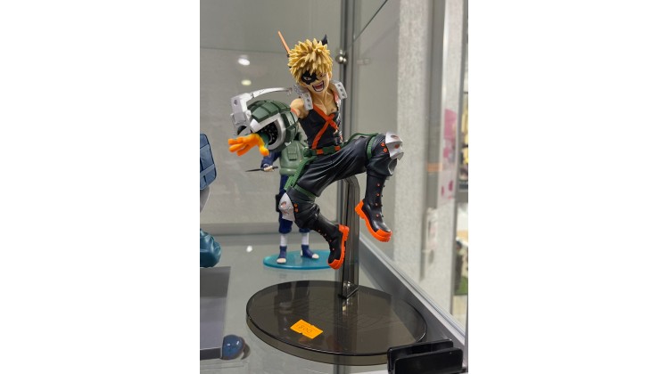 Özel İlan -  Bakugou Kutusuz Figür Orijinal 